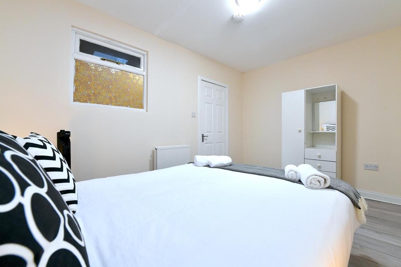 City Apartments Near Seven Sisters Лондон Екстериор снимка