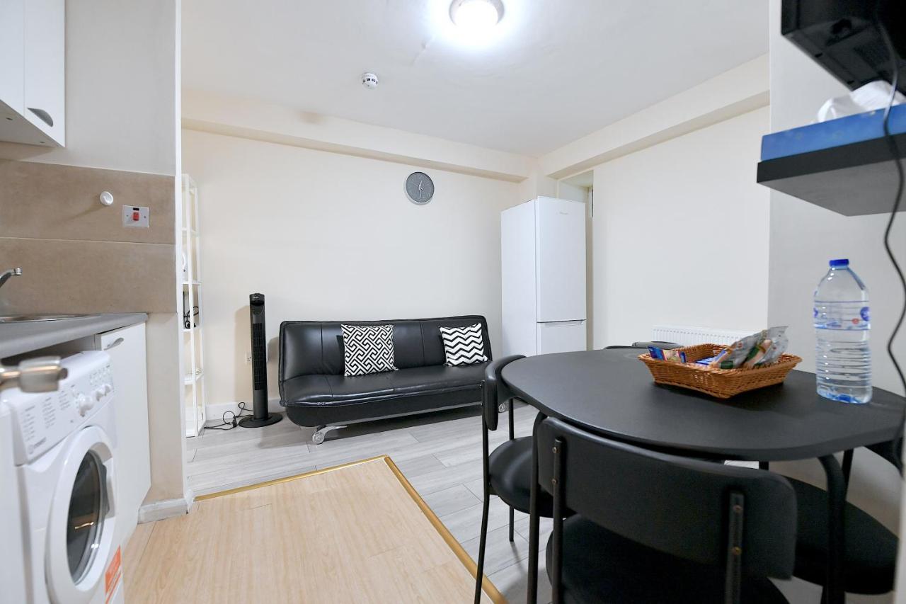 City Apartments Near Seven Sisters Лондон Екстериор снимка