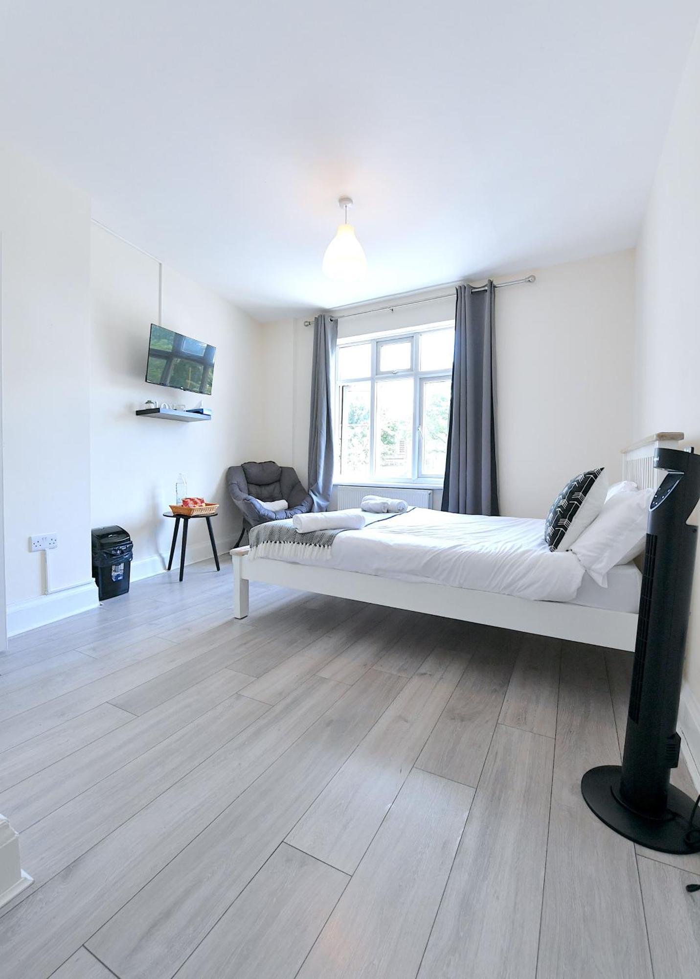 City Apartments Near Seven Sisters Лондон Екстериор снимка